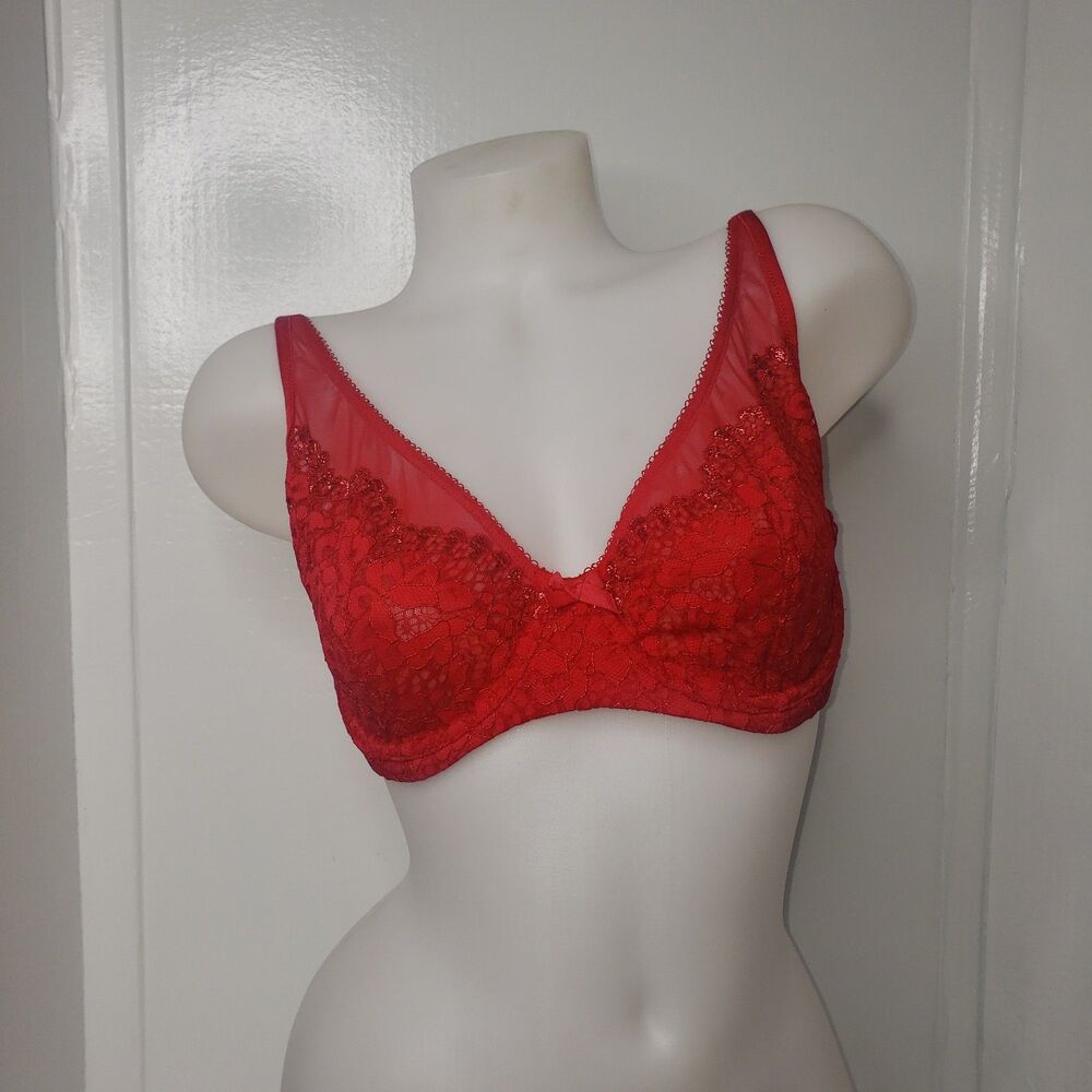 Victoria's Secret Body By Victoria Red Lace Underwire Demi Bra Size 34DD